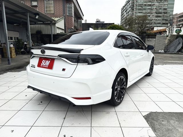 GR SPORT 空力套件 / 尾翼/盲點偵測 /ACC跟車/車道偏移/抬頭顯示器/摸門  第7張相片