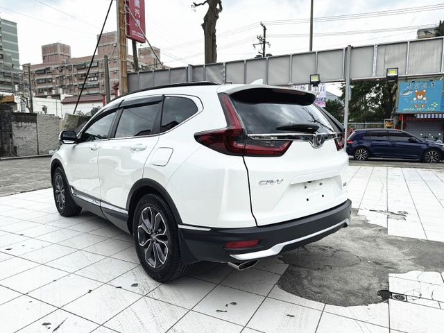CR-V 1.5 S頂配，全景天窗 /雙前電動椅 /感應式電動尾門 ACC跟車/ 盲點偵測/ 車道偏離  第4張相片
