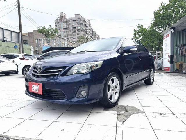 2.0 G經典版，天窗/免鑰匙啟動車門鎖 /定速 /恆溫 /ABS/電動椅*1/HID氙氣頭燈/換檔撥片  第1張相片