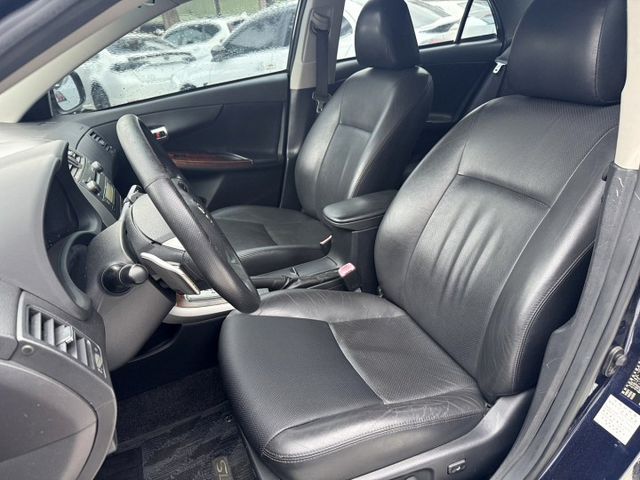 2.0 G經典版，天窗/免鑰匙啟動車門鎖 /定速 /恆溫 /ABS/電動椅*1/HID氙氣頭燈/換檔撥片  第9張相片