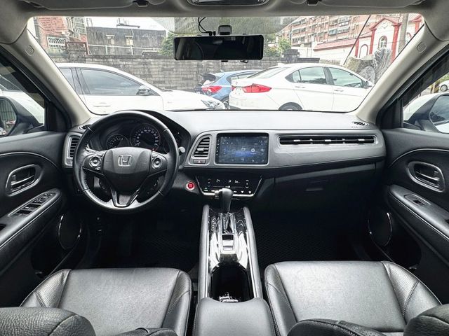 HR-V 1.8 S版，漂亮車,一手車  第7張相片