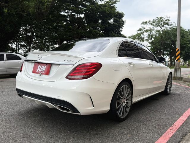 C300 AMG 4MATIC/★盲點★I~KEY★9安★19吋AMG圈★全景天窗★摸門★柏林之音★SPORT模式  第7張相片