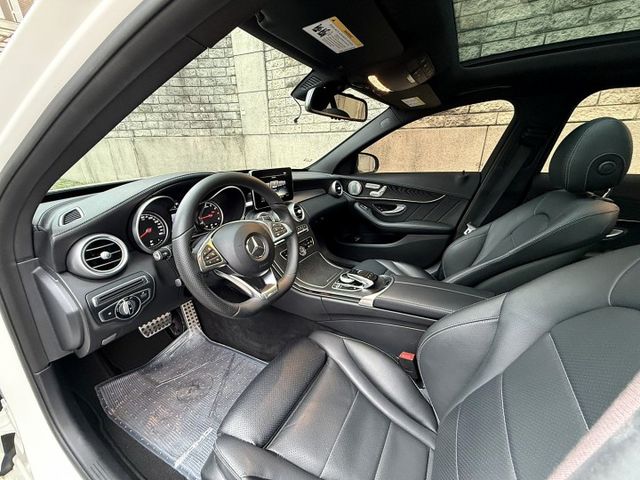 C300 AMG 4MATIC/★盲點★I~KEY★9安★19吋AMG圈★全景天窗★摸門★柏林之音★SPORT模式  第9張相片