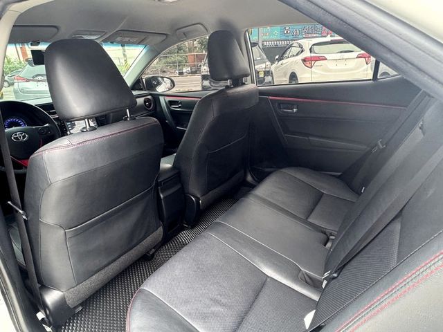 X版,SPORT模式 , 不留不留 隨便賣 ,空力套件,原版件,I-KEY /摸門/盲點/抬頭顯示器/換檔撥片/感應頭燈  第11張相片