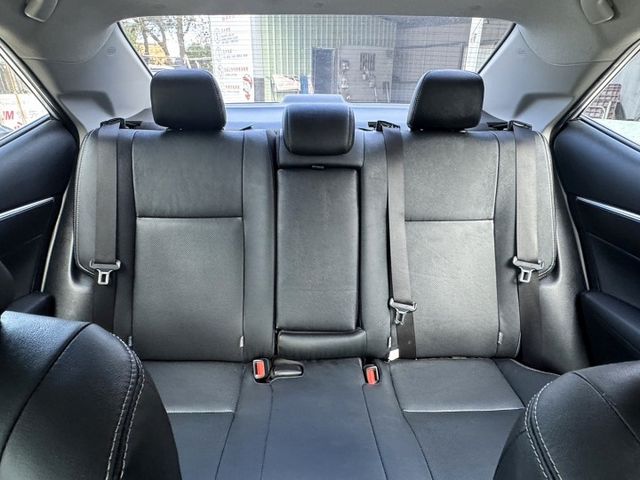 漂亮車,I-KEY /SPORT模式/ECO節能/摸門/BSM盲點偵測 /抬頭顯示器/定速 /恆溫 /循跡/導航/顯影  第11張相片