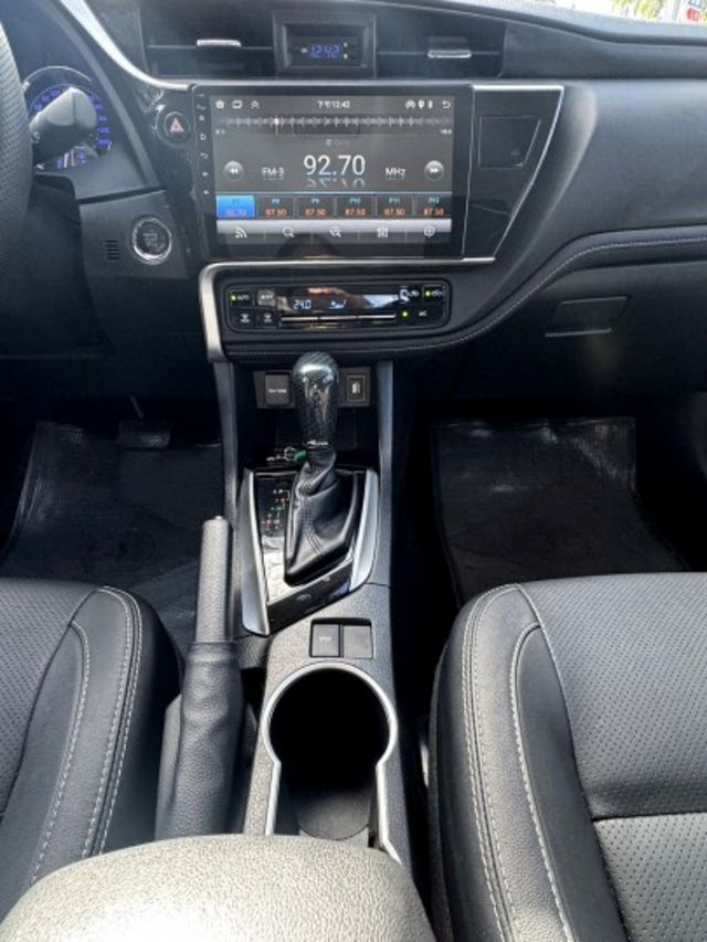 漂亮車,I-KEY /SPORT模式/ECO節能/摸門/BSM盲點偵測 /抬頭顯示器/定速 /恆溫 /循跡/導航/顯影  第14張相片