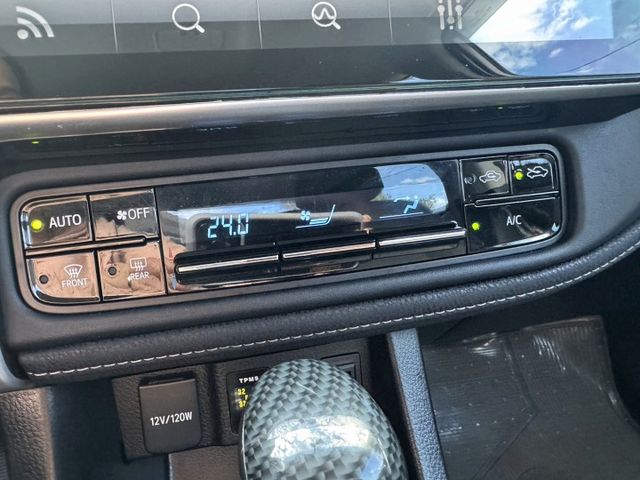 漂亮車,I-KEY /SPORT模式/ECO節能/摸門/BSM盲點偵測 /抬頭顯示器/定速 /恆溫 /循跡/導航/顯影  第15張相片