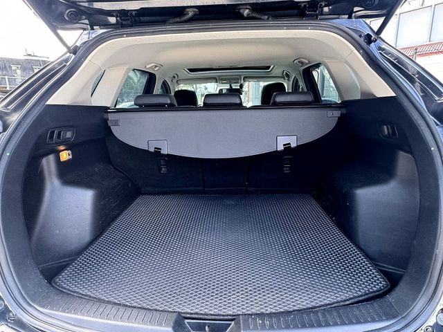 Skyactiv-G, AWD四輪驅動,天窗/摸門/定速/循跡/HID頭燈 /感應頭燈/感應雨刷/駕座電動椅/雙前電熱椅  第13張相片