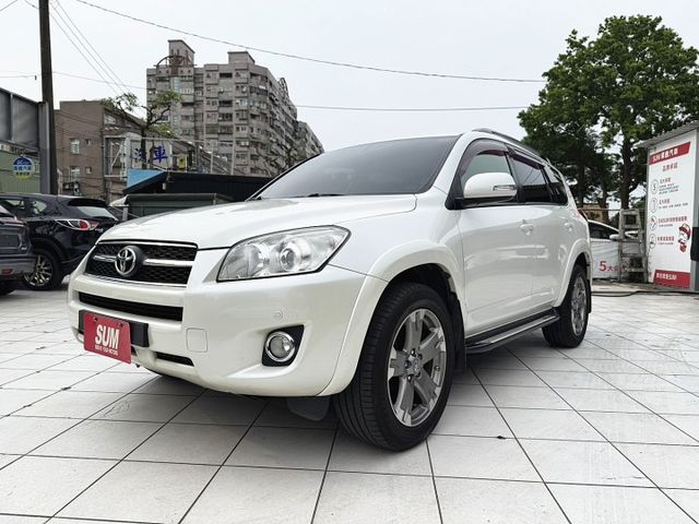 2.4 G尊貴版,天窗 /駕座電動椅/恆溫/定速/安卓機/導航/倒車顯影/循跡防滑/CarPlay,大空間  第1張相片