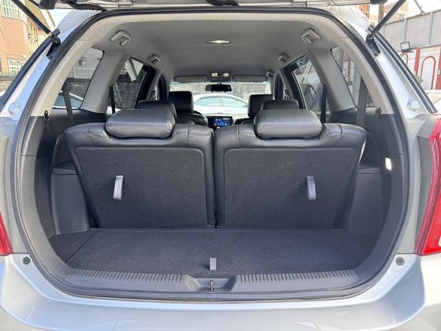Wish 2.0 Z版,六人座大空間,安卓機＋Apple CarPlay ,倒車顯影.抬頭,行車記錄器,自動頭燈  第12張相片