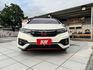 Fit 1.5 S  頂級​小改款S版 ,全車已升級RS包, I~KEY/摸門/ 定速 /盲點/導航/藍牙  第2張縮圖