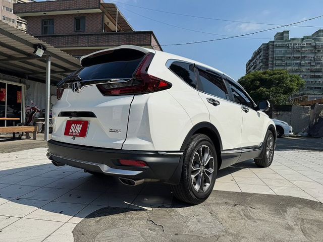 CR-V 1.5 頂規S版,滿配,本車經第三方專業認證，【原鈑件】,全景天窗/環景/電動尾門/ACC/車偏/盲點  第6張相片