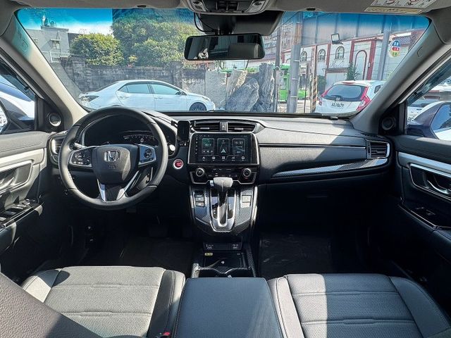 CR-V 1.5 頂規S版,滿配,本車經第三方專業認證，【原鈑件】,全景天窗/環景/電動尾門/ACC/車偏/盲點  第7張相片