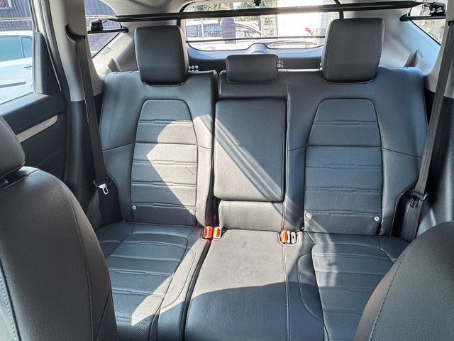 CR-V 1.5 頂規S版,滿配,本車經第三方專業認證，【原鈑件】,全景天窗/環景/電動尾門/ACC/車偏/盲點  第11張相片