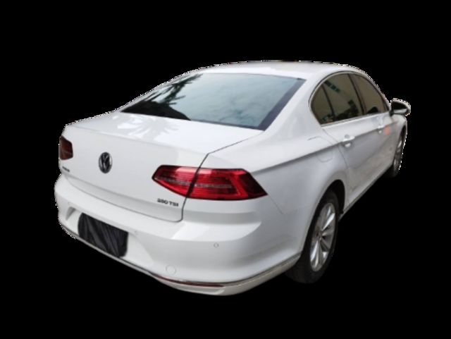 VOLKSWAGEN福斯 PASSAT  第2張相片