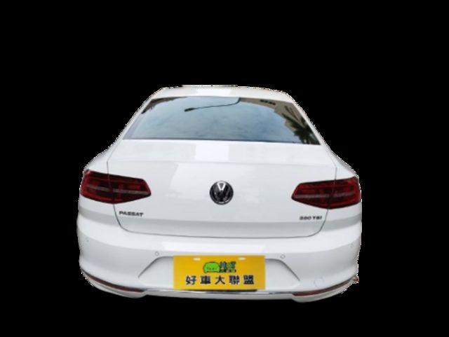 VOLKSWAGEN福斯 PASSAT  第4張相片