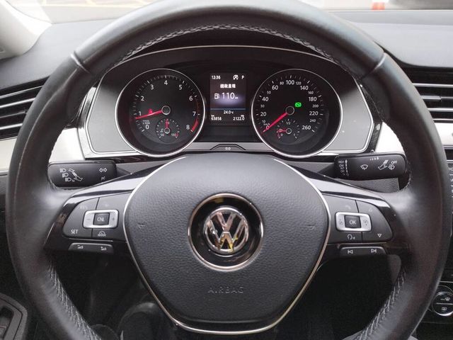 VOLKSWAGEN福斯 PASSAT  第7張相片