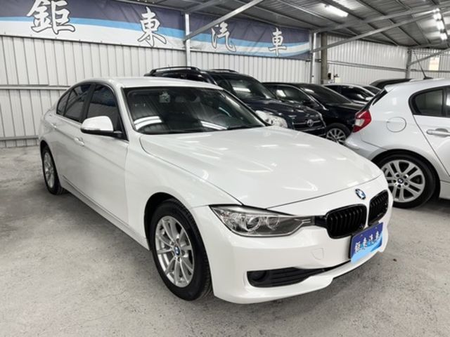 BMW寶馬 318D SEDAN  第3張相片