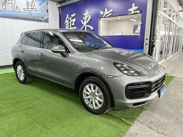 PORSCHE保時捷 CAYENNE  第3張相片