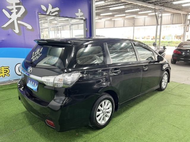TOYOTA豐田 WISH  第4張相片