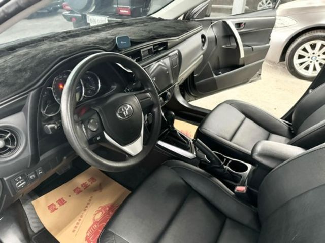 TOYOTA豐田 ALTIS  第7張相片