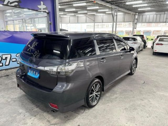 TOYOTA豐田 WISH  第4張相片