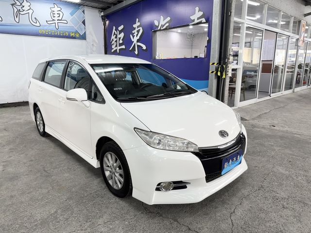 TOYOTA豐田 WISH  第3張相片