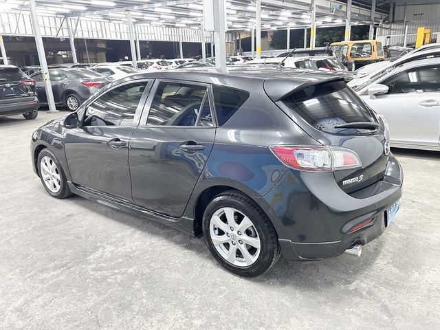 MAZDA馬自達 MAZDA 3  第4張相片