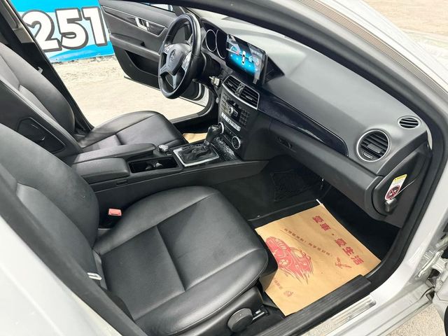 M-BENZ賓士 C180  第8張相片
