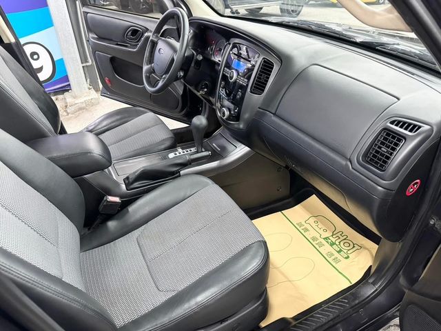 FORD福特 ESCAPE  第7張相片