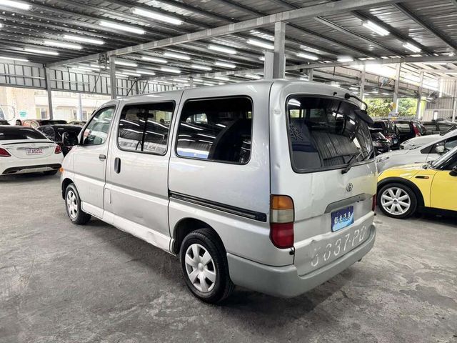 TOYOTA豐田 HIACE  第5張相片