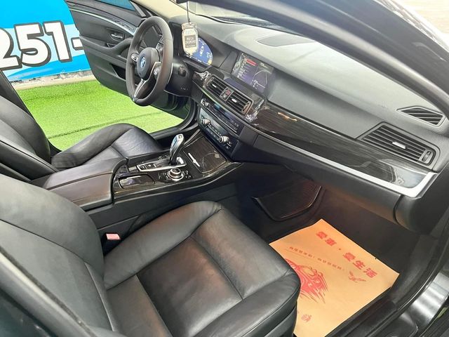 BMW寶馬 528I  第8張相片