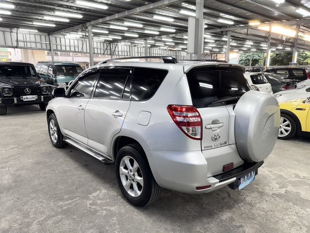 TOYOTA豐田 RAV4  第5張相片