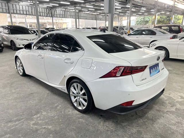 LEXUS凌志 IS 300  第4張相片