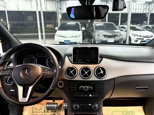 M-BENZ賓士 B200  第8張相片