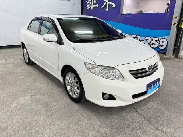 TOYOTA豐田 ALTIS  第3張相片