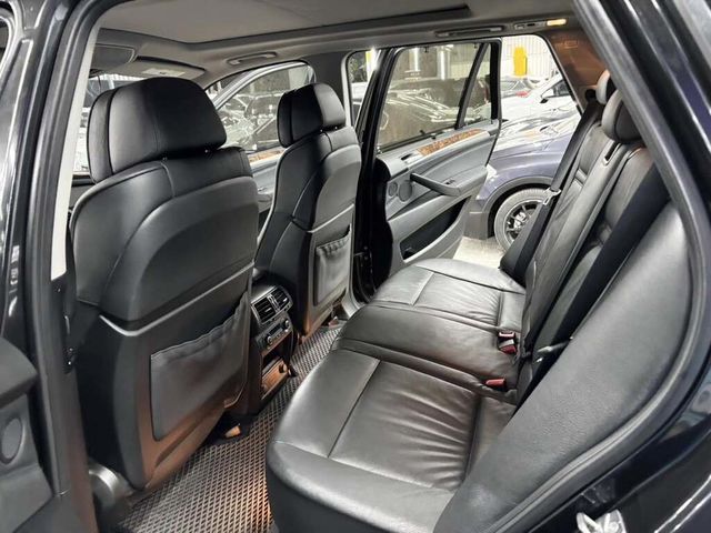 BMW寶馬 X5 XDRIVE35I  第10張相片