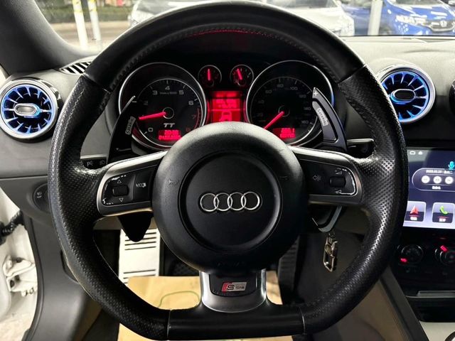 AUDI奧迪 TT COUPE  第10張相片