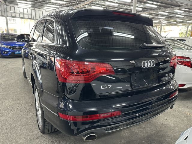 AUDI奧迪 Q7  第5張相片