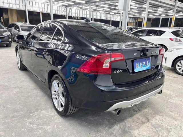 VOLVO富豪 S60  第9張相片
