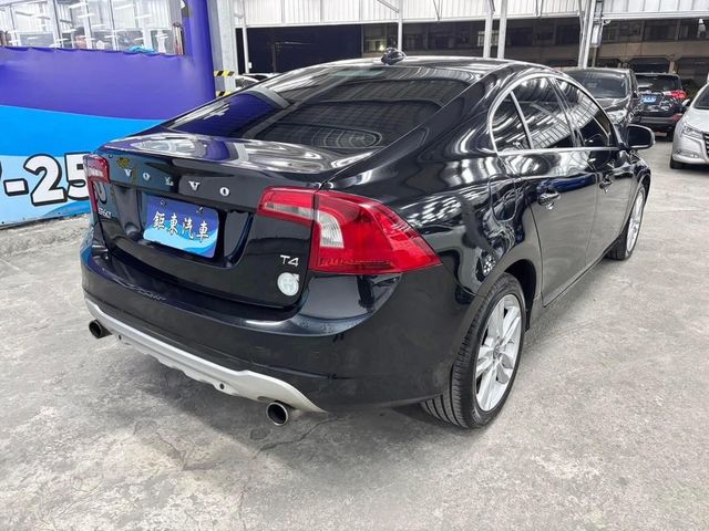 VOLVO富豪 S60  第11張相片