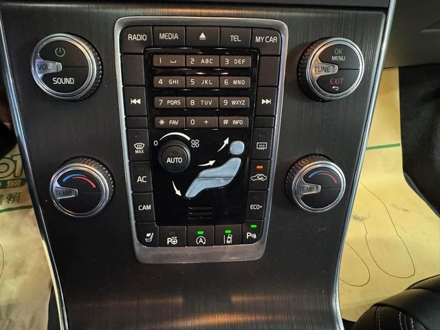 VOLVO富豪 V60  第29張相片