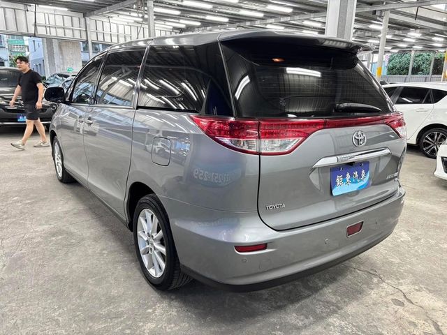 TOYOTA豐田 PREVIA  第9張相片