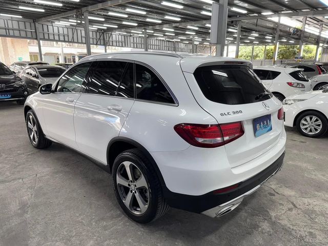 M-BENZ賓士 GLC300  第5張相片