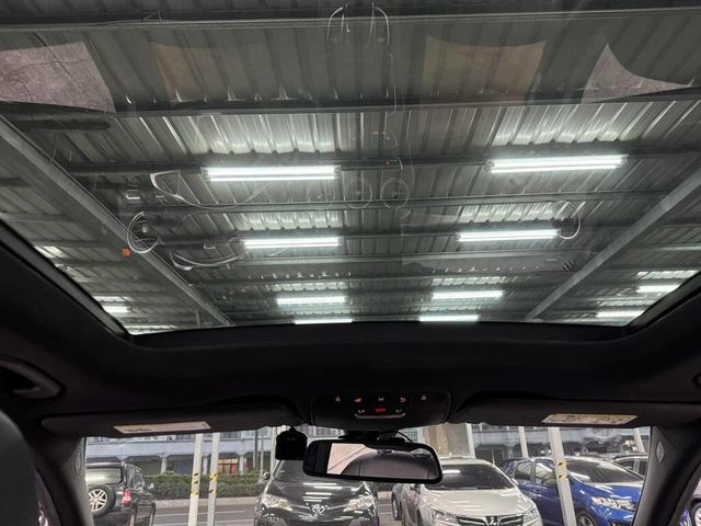 M-BENZ賓士 C300  第12張相片
