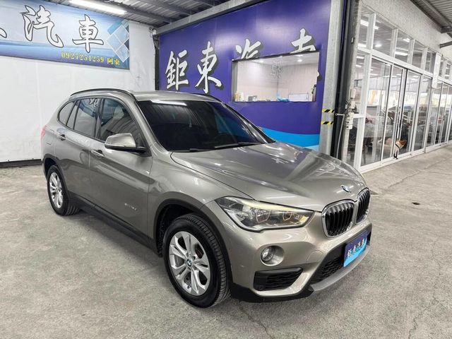 BMW寶馬 X1  第3張相片