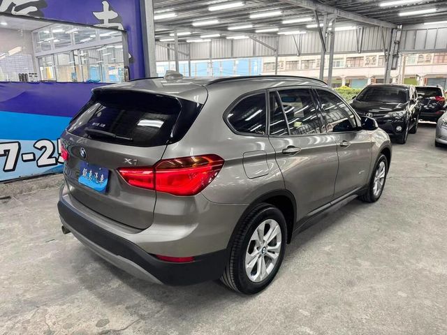 BMW寶馬 X1  第4張相片
