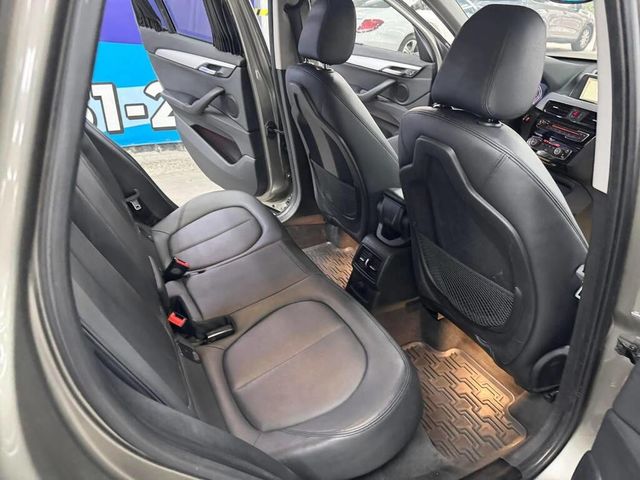 BMW寶馬 X1  第10張相片