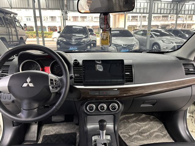 MITSUBISHI三菱 LANCER FORTIS  第8張相片