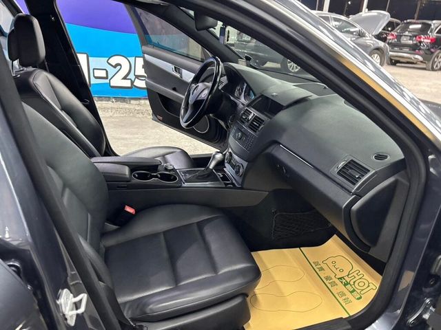 M-BENZ賓士 C300  第9張相片